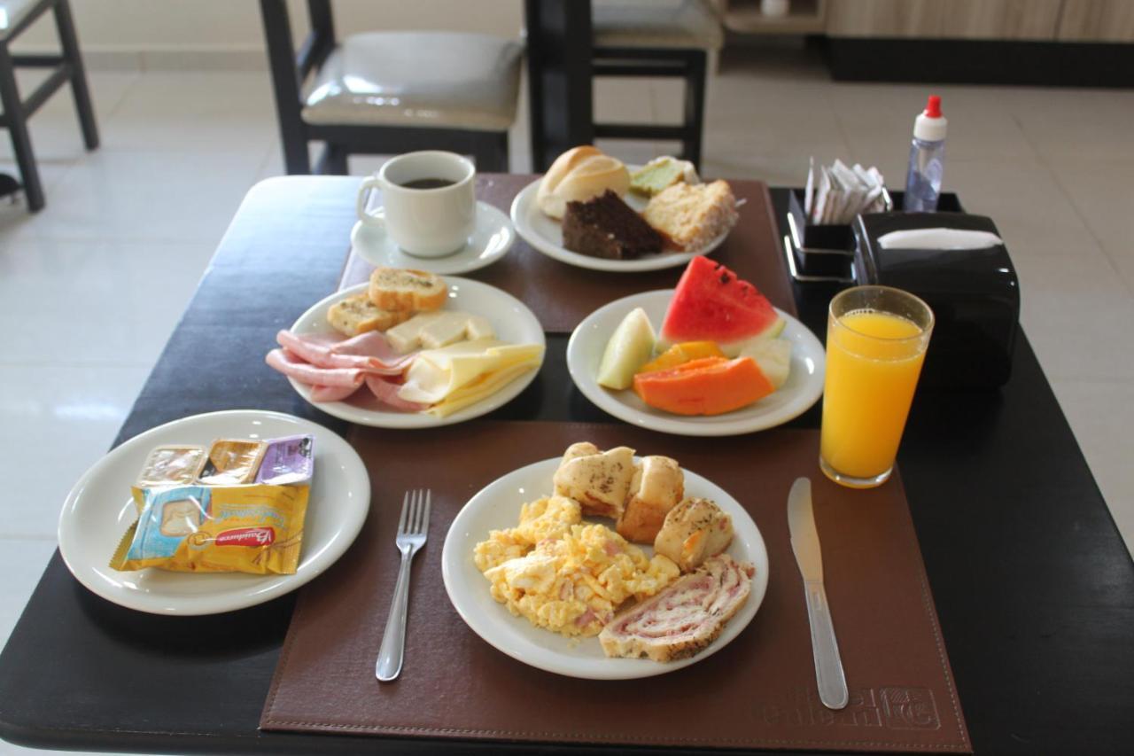 Hotel Galead Santa Bárbara dʼOeste Kültér fotó